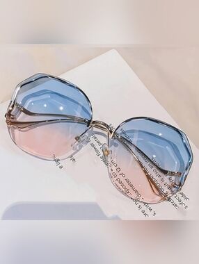 * Borderless Trim Unisex Rectangular Gradient Oversized Sunglasses  Blue Pink
